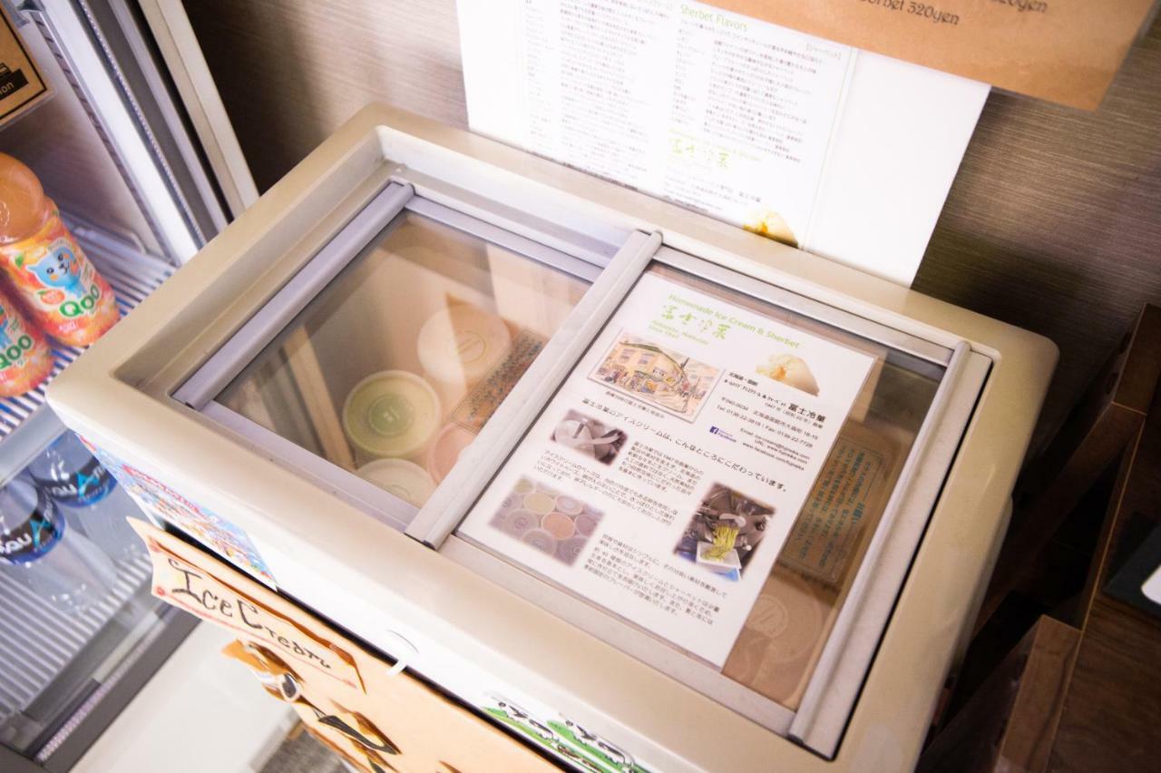 Capsule Hotel Hakodate Buitenkant foto