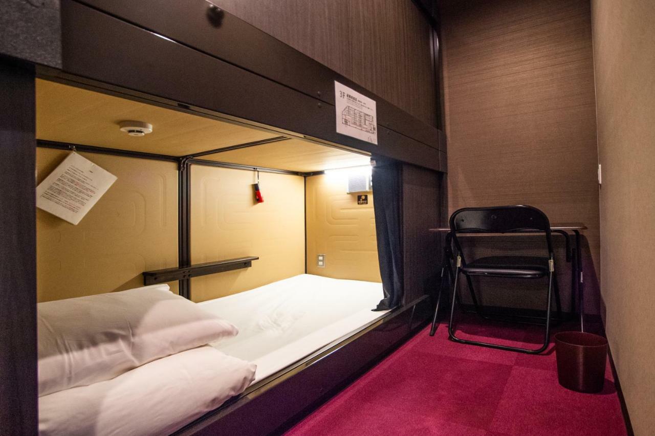 Capsule Hotel Hakodate Buitenkant foto